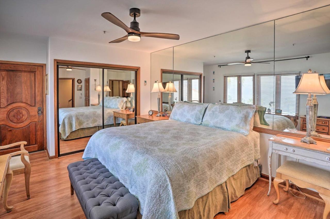 Quiet Avalon Getaway Villa With Ocean View And Balcony Exterior foto